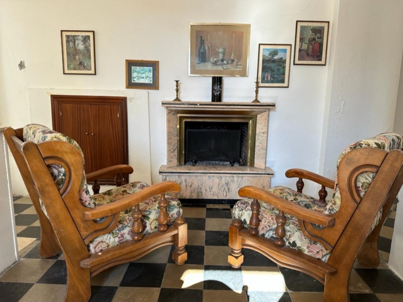 Detached House in the Historic Centre in San Valentino in Abruzzo Citeriore, PE