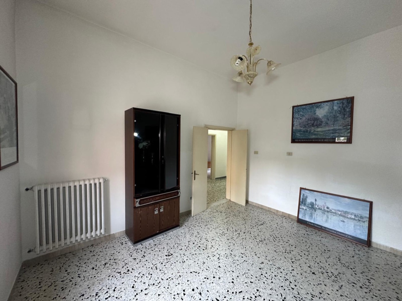 Apartment with Terrace and Attic in the Historic Centre property photograph