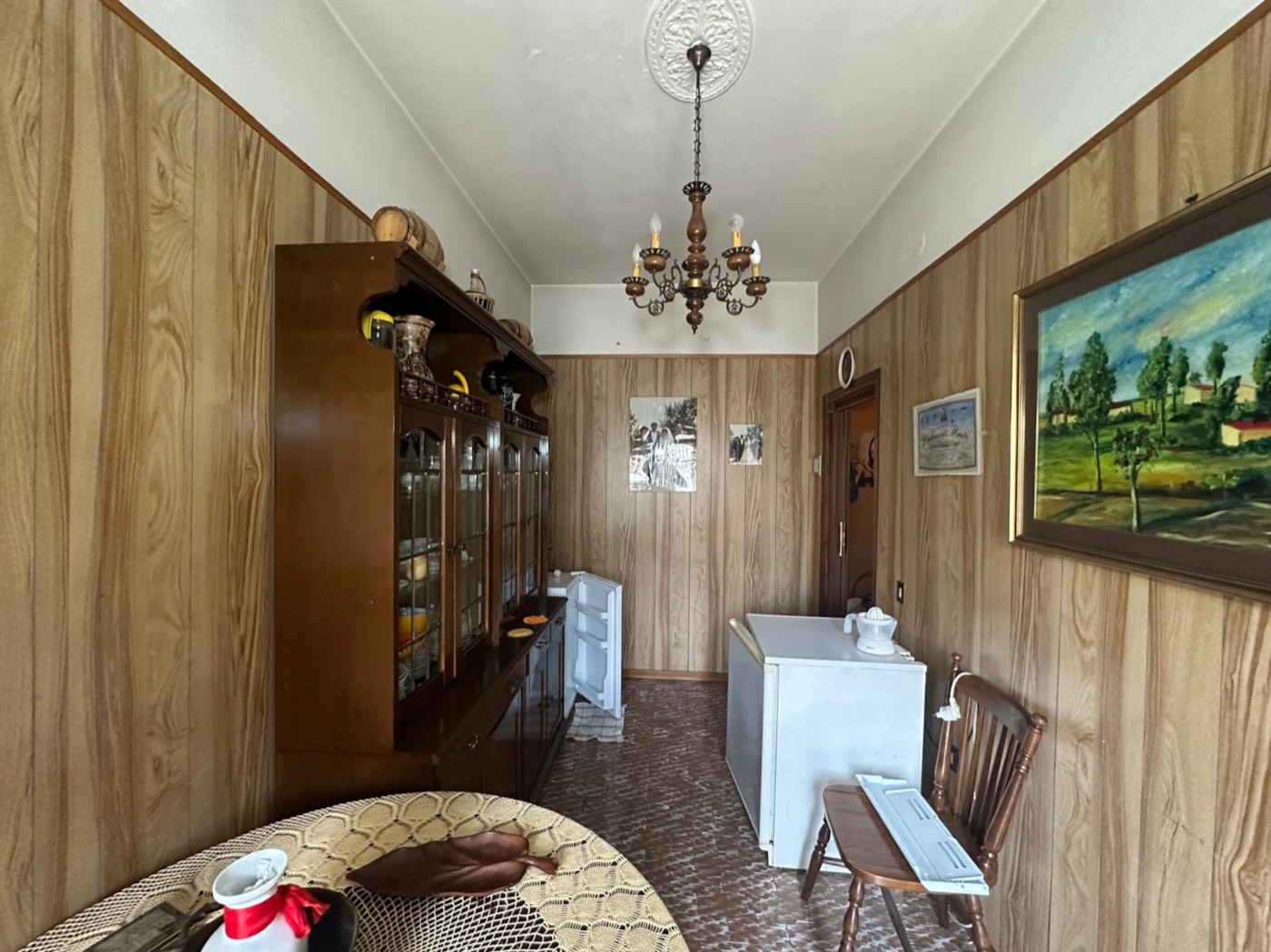 Central Apartment with Balconies, Cellar and Garage property photograph