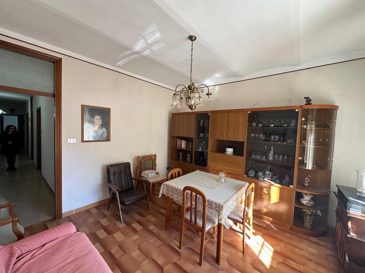 Ground-Floor Apartment in a Central Location property photograph