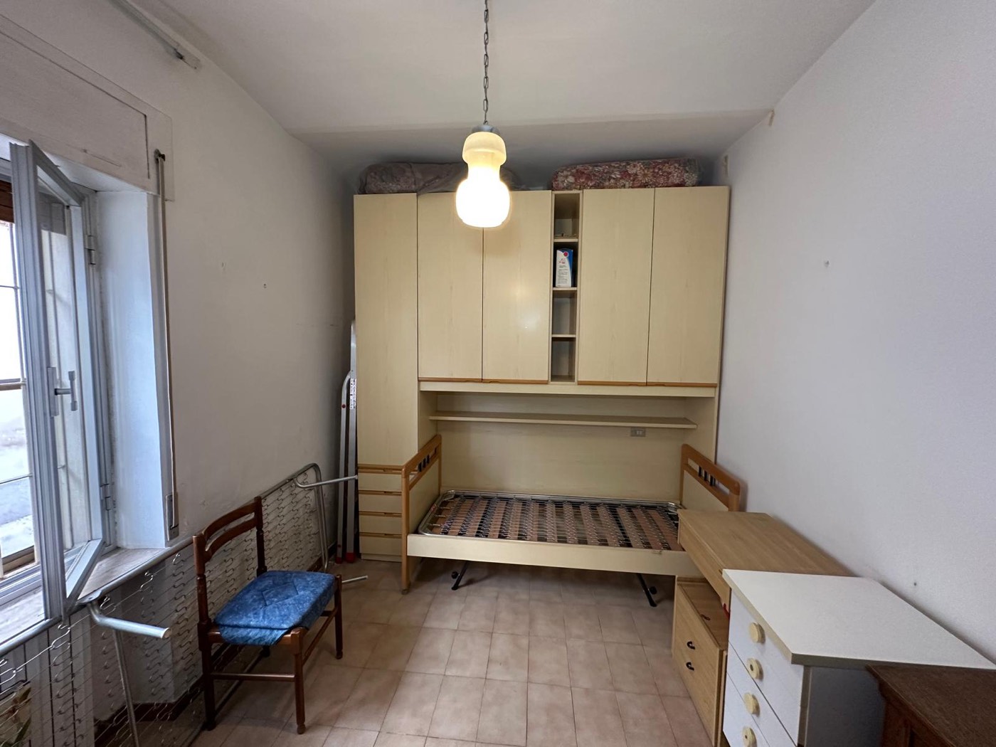 Ground-Floor Apartment in a Central Location property photograph