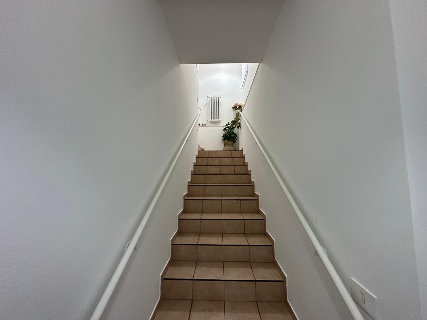 Apartment with Private Entrance and Majella-View Terrace property photograph
