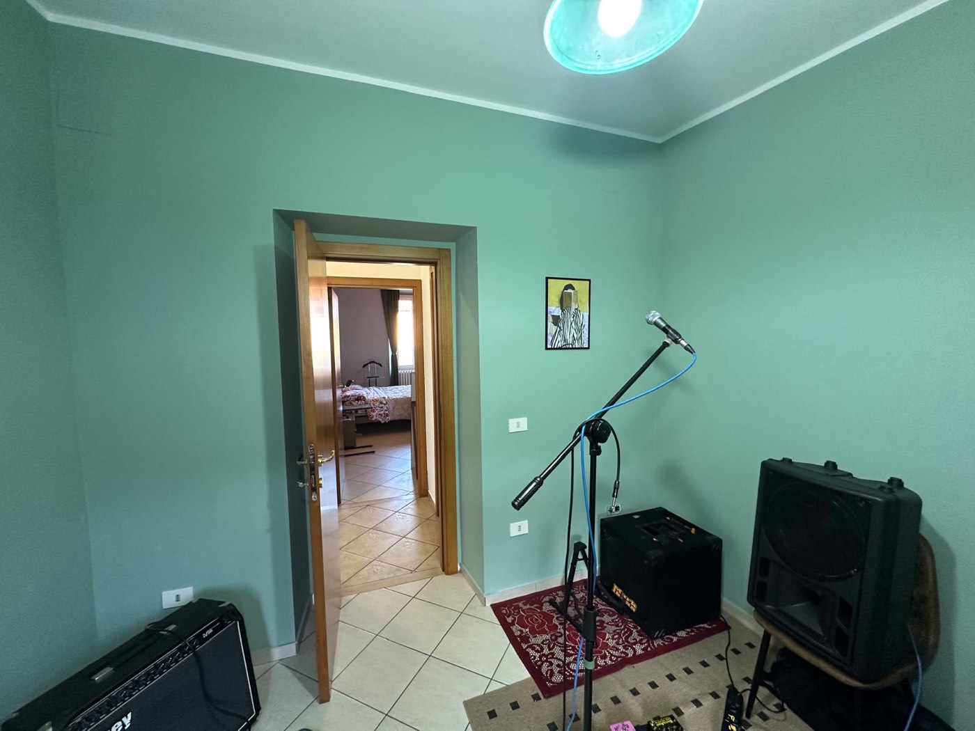 Apartment with Private Entrance and Majella-View Terrace property photograph