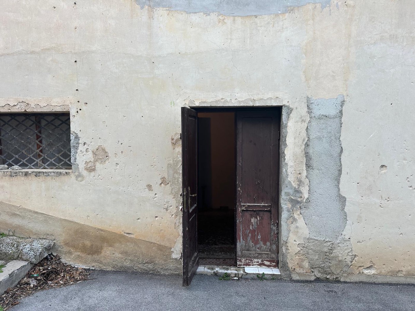 Apartment with Private Entrance and Majella-View Terrace property photograph