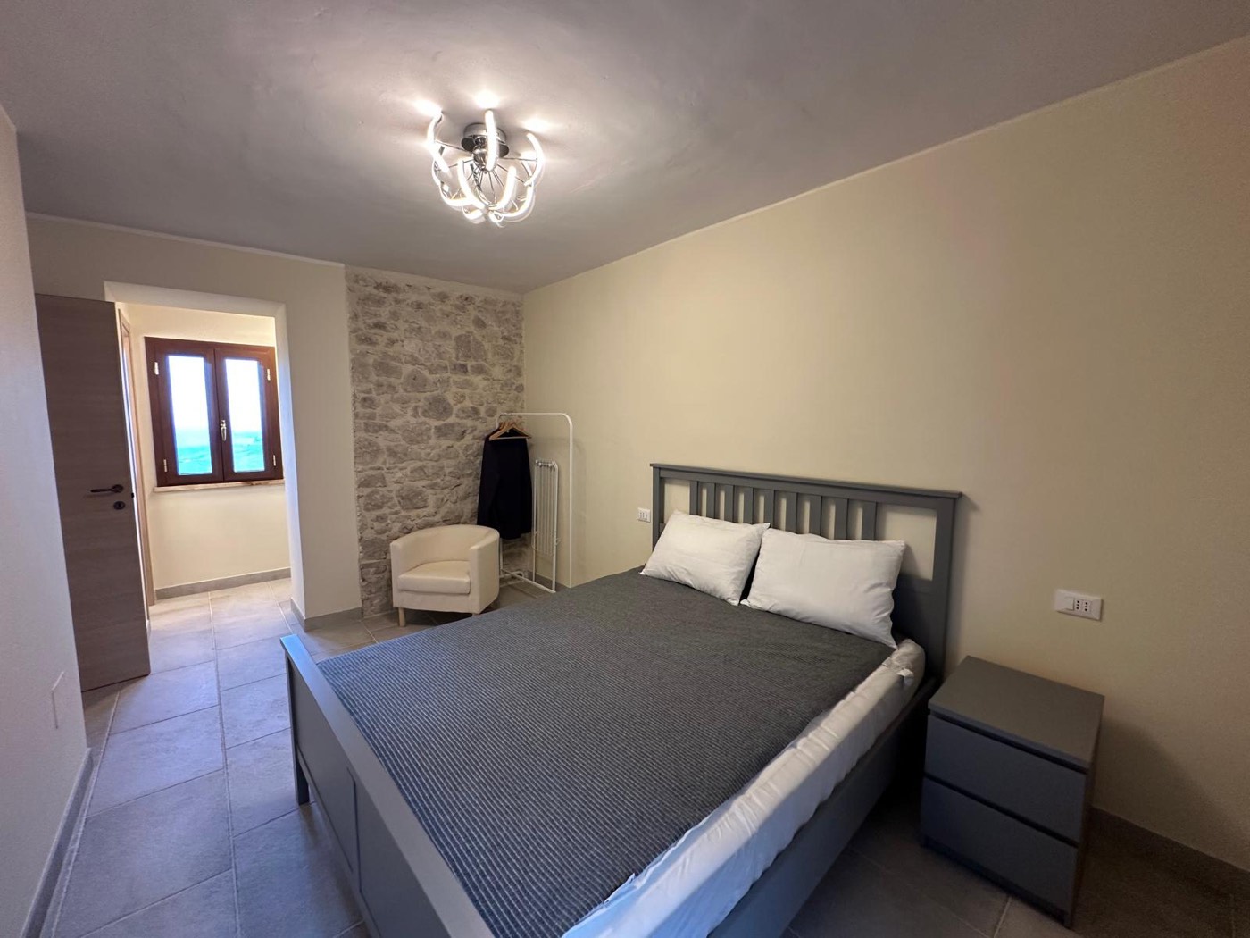 Stone and Brick Apartment in the Historic Centre property photograph