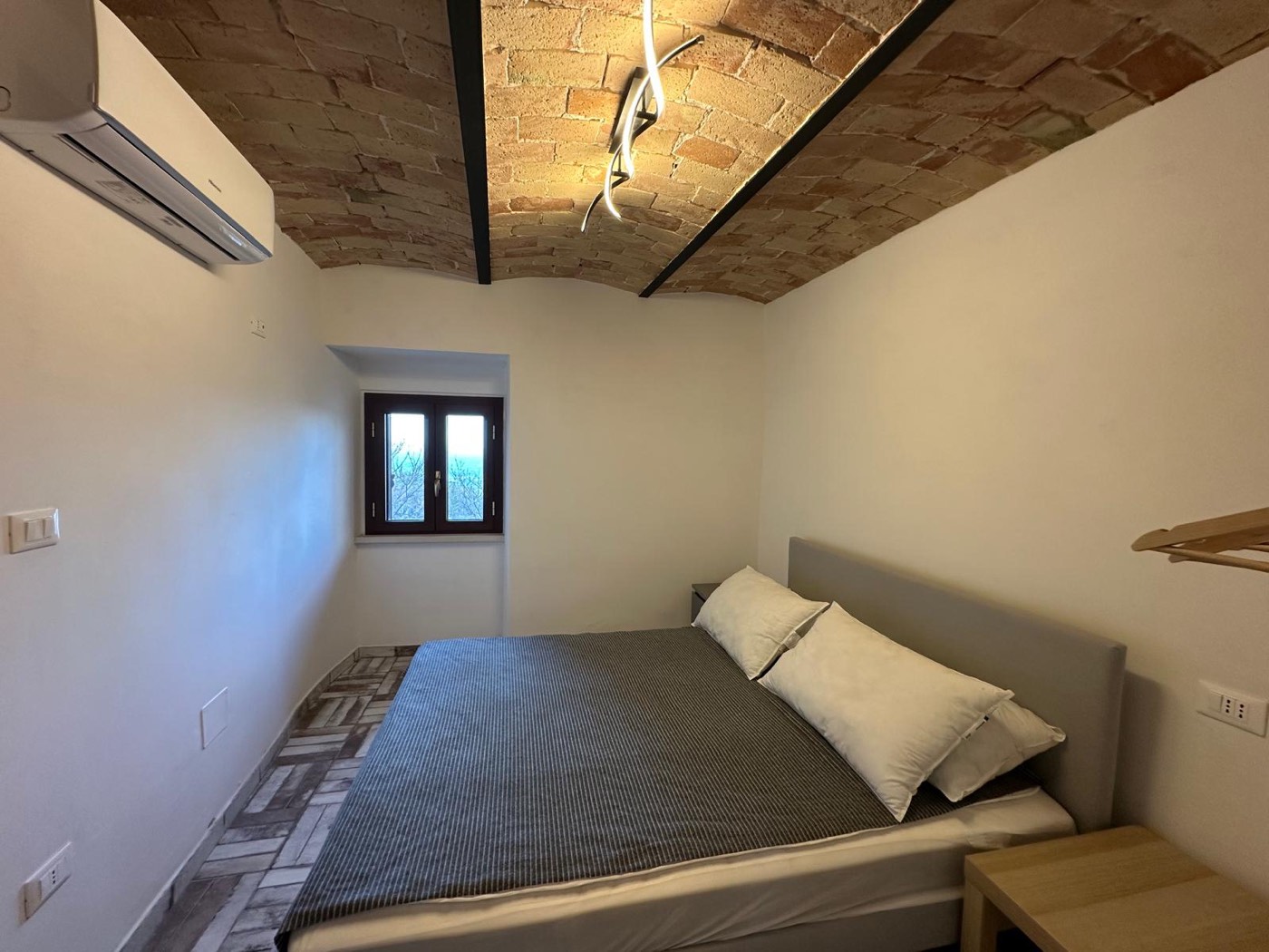 Renovated Apartment with Panoramic Sea and Mountain Terrace property photograph