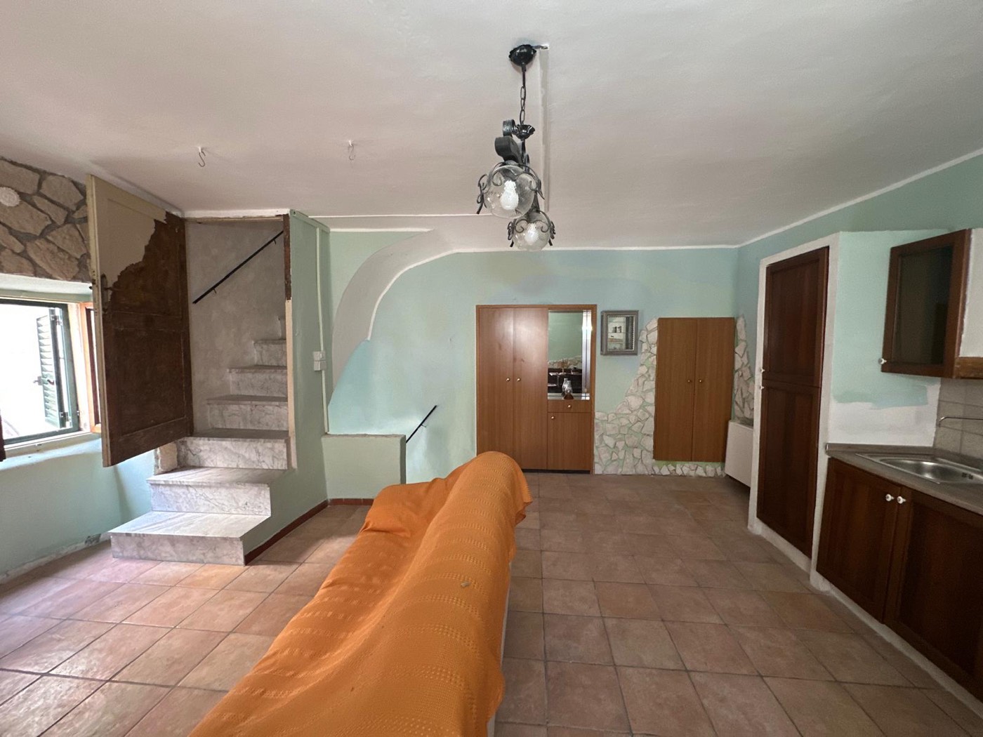 Traditional Furnished House with a Stone Portal in the Historic Centre property photograph