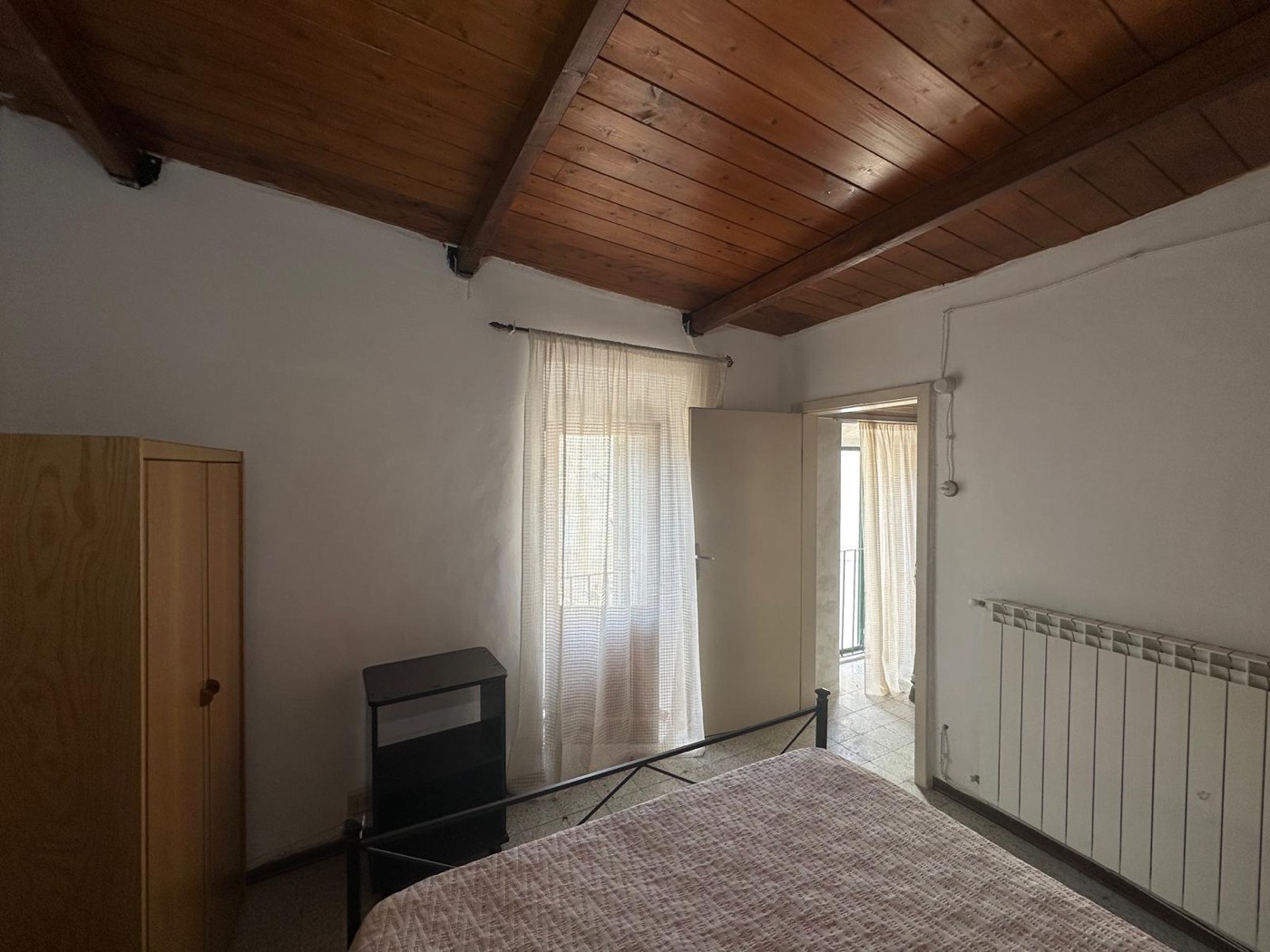 Traditional Furnished House with a Stone Portal in the Historic Centre property photograph