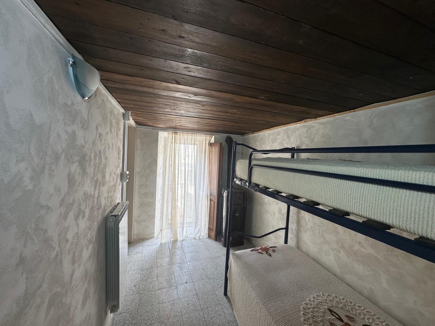 Traditional Furnished House with a Stone Portal in the Historic Centre property photograph