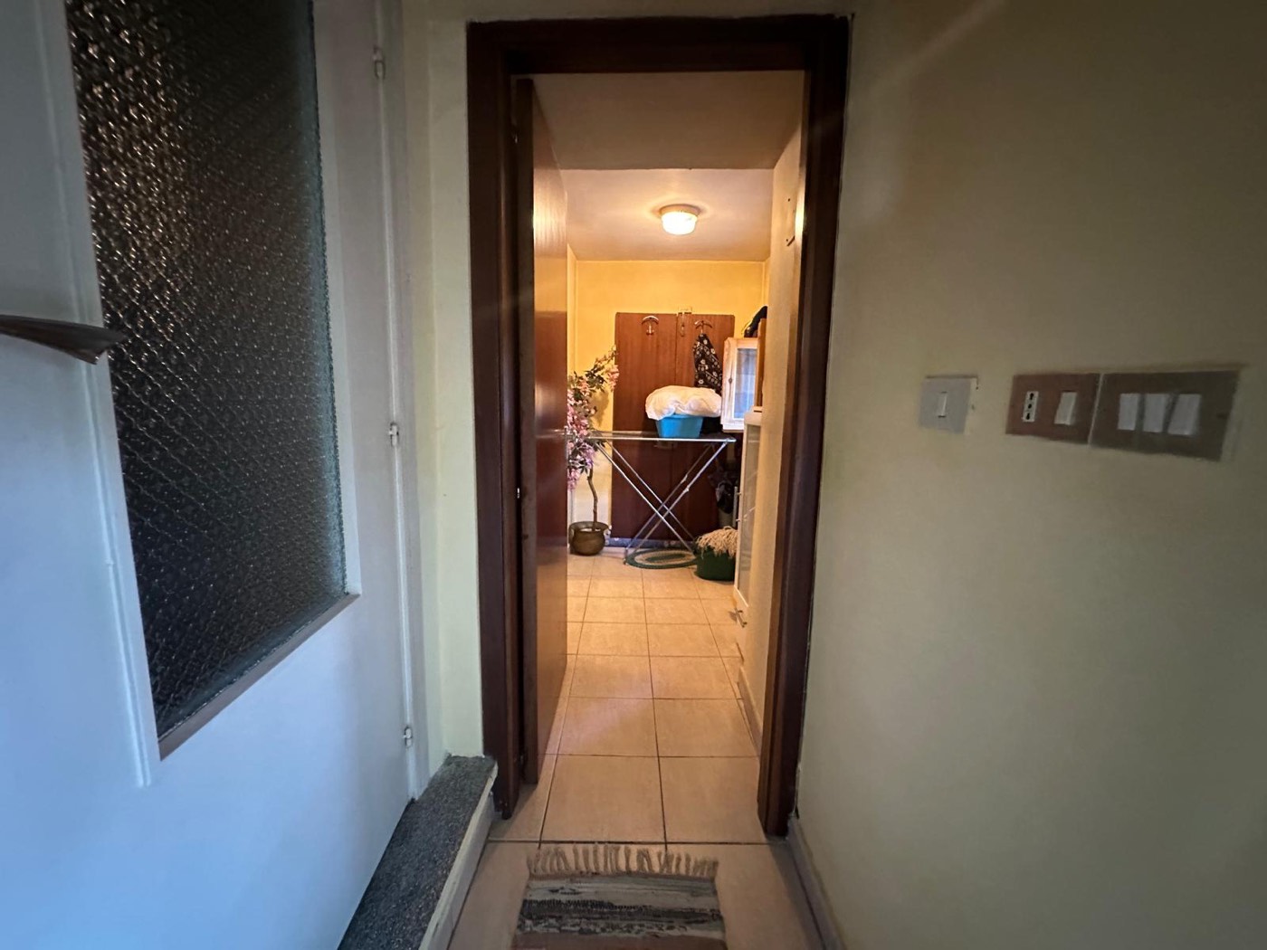 Interior hallway — 1324