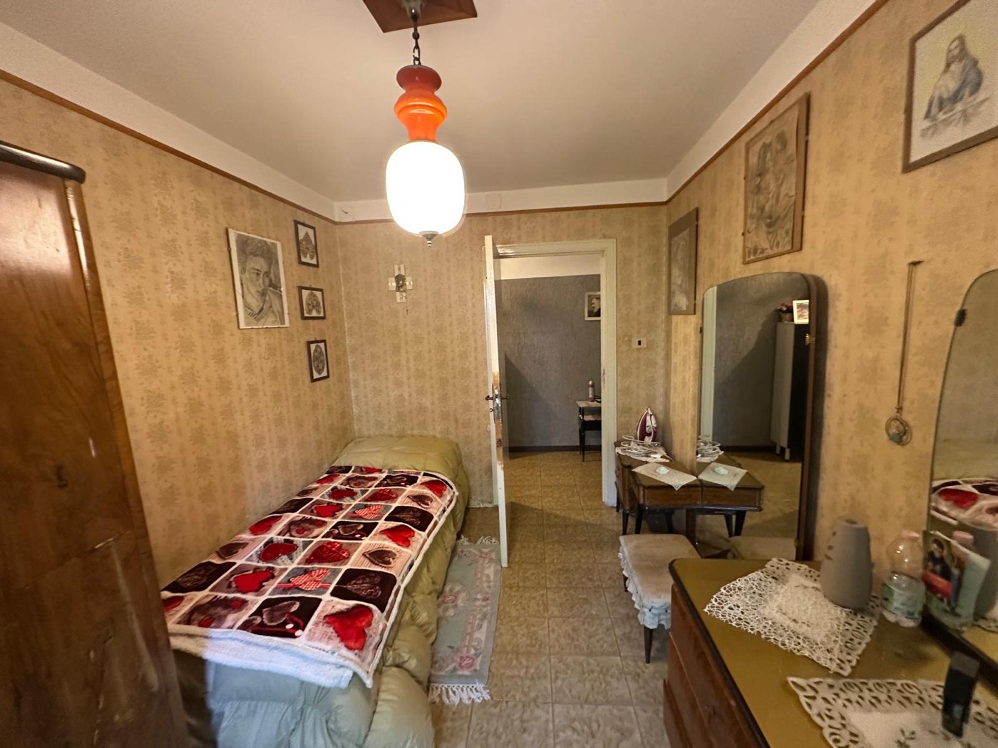 Bedroom interiors — 1324