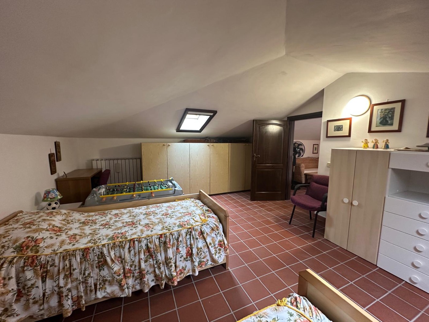 Attic bedrooms — 1329