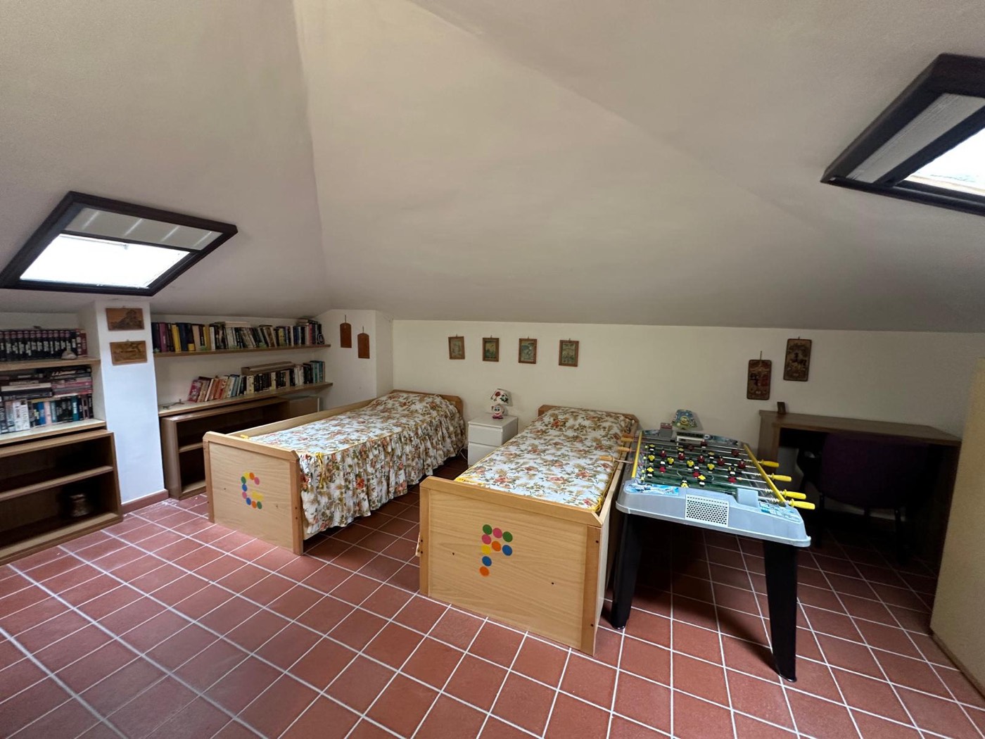 Attic bedrooms — 1329