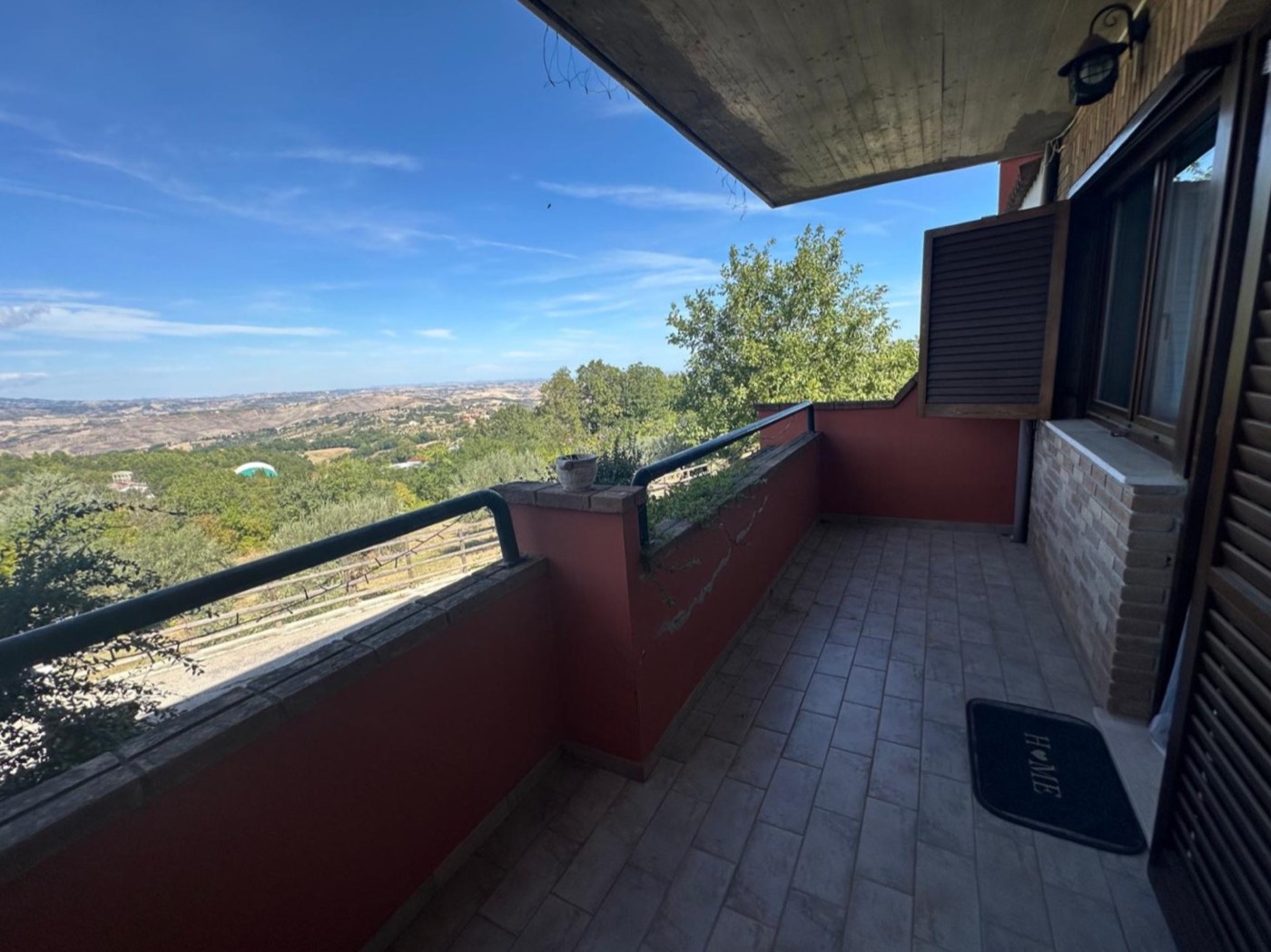 Balcony and surrounding views — 1332