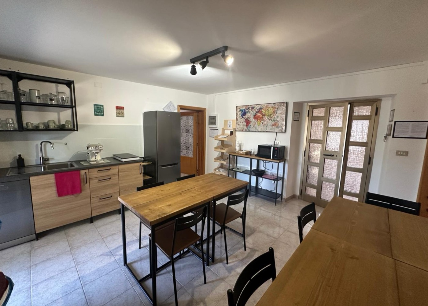 Kitchen and dining room — 1335