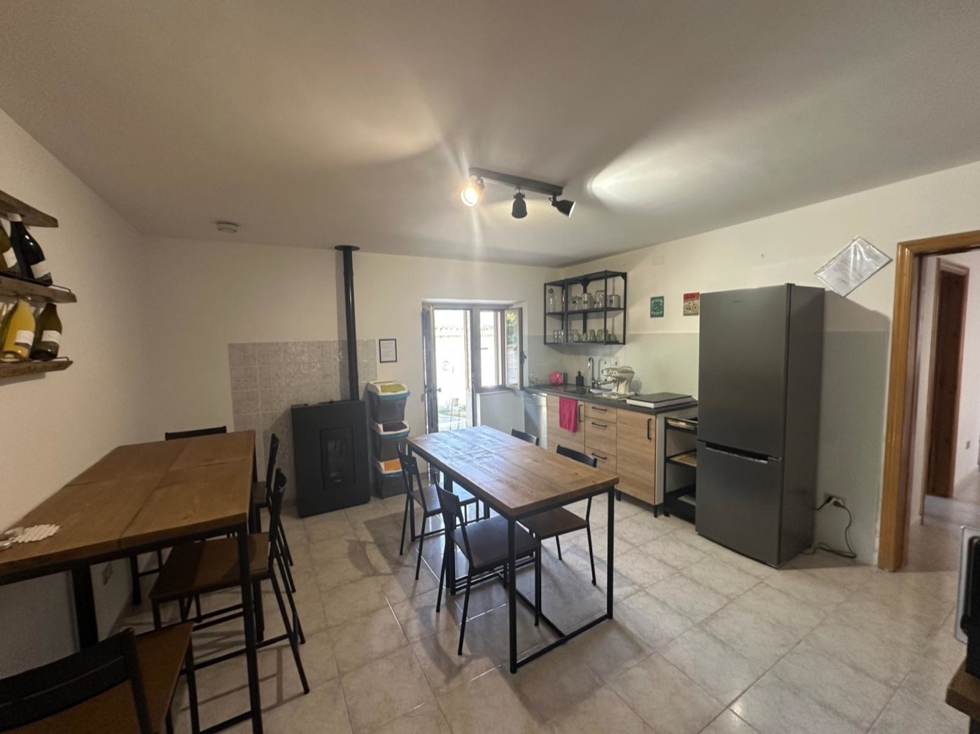 Kitchen and dining area — 1335