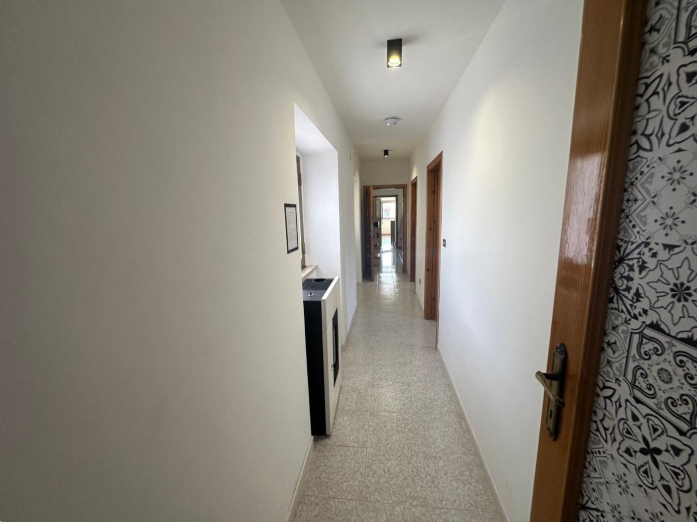 Interior hallway — 1335