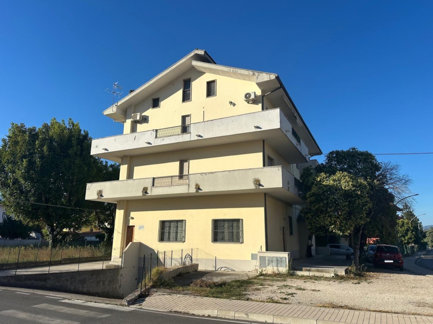 Apartment building exterior — 1339