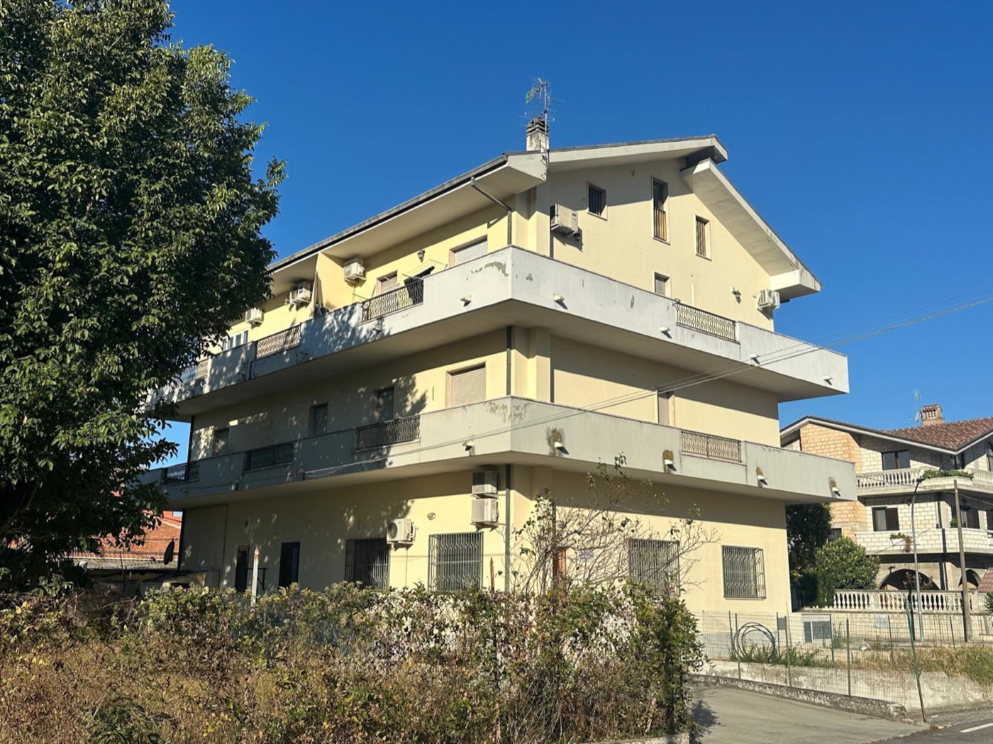Apartment building exterior — 1339