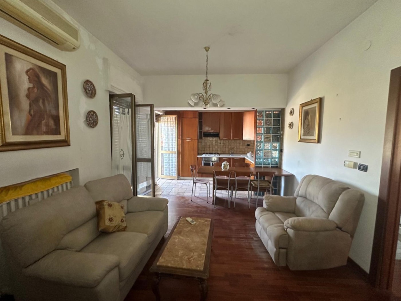Kitchen and living areas — 1339