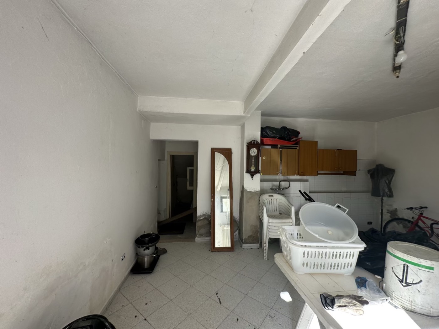 Ground-floor kitchen and living areas — 1341