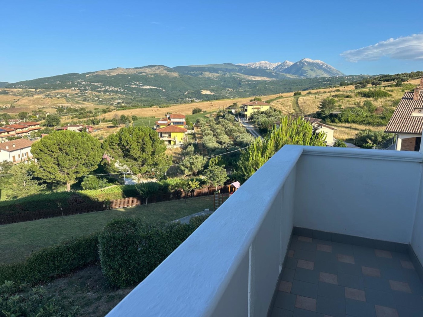 Balcony and countryside views — 1343