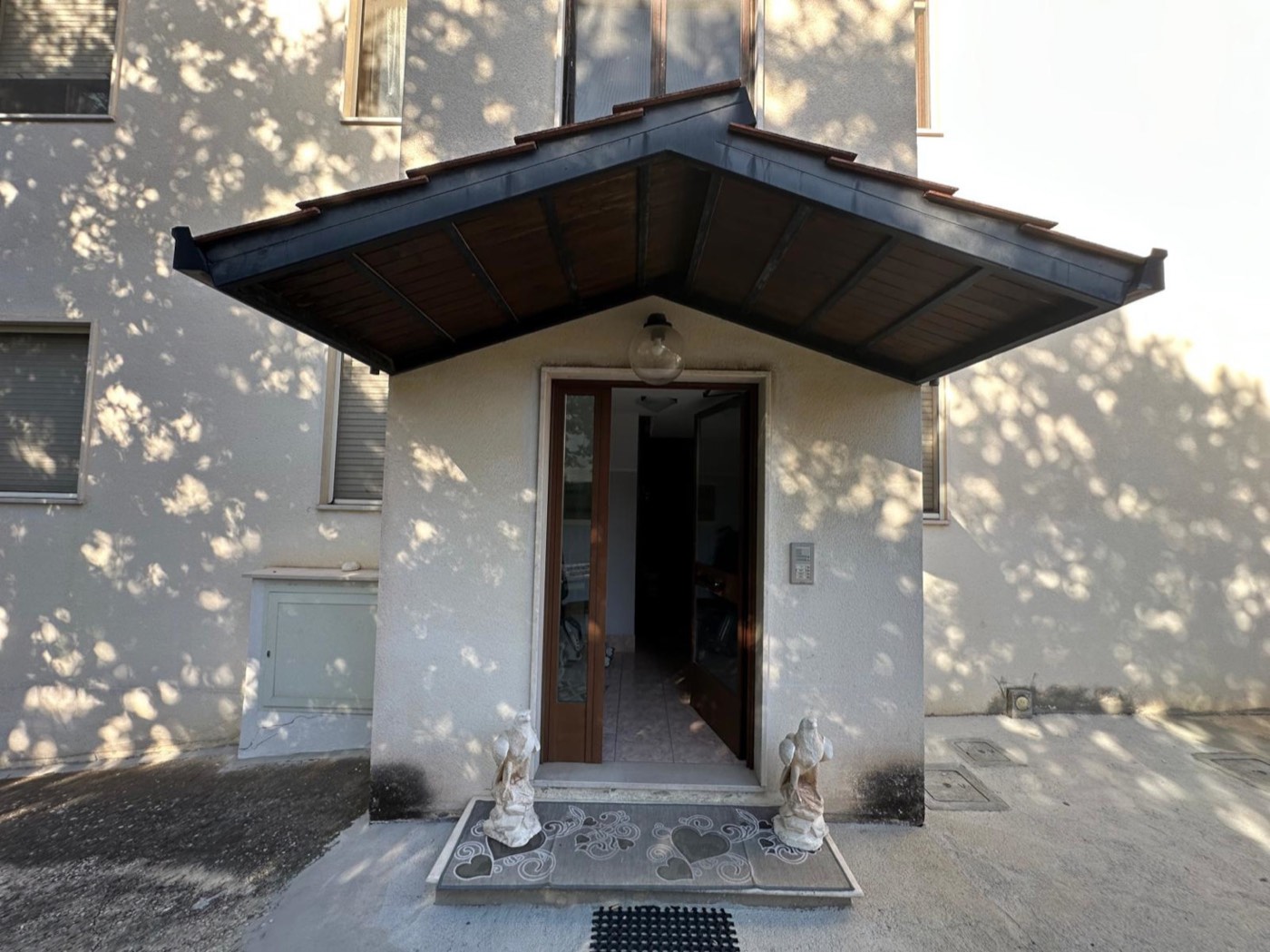 Shared building entrance and stairwell — 1343