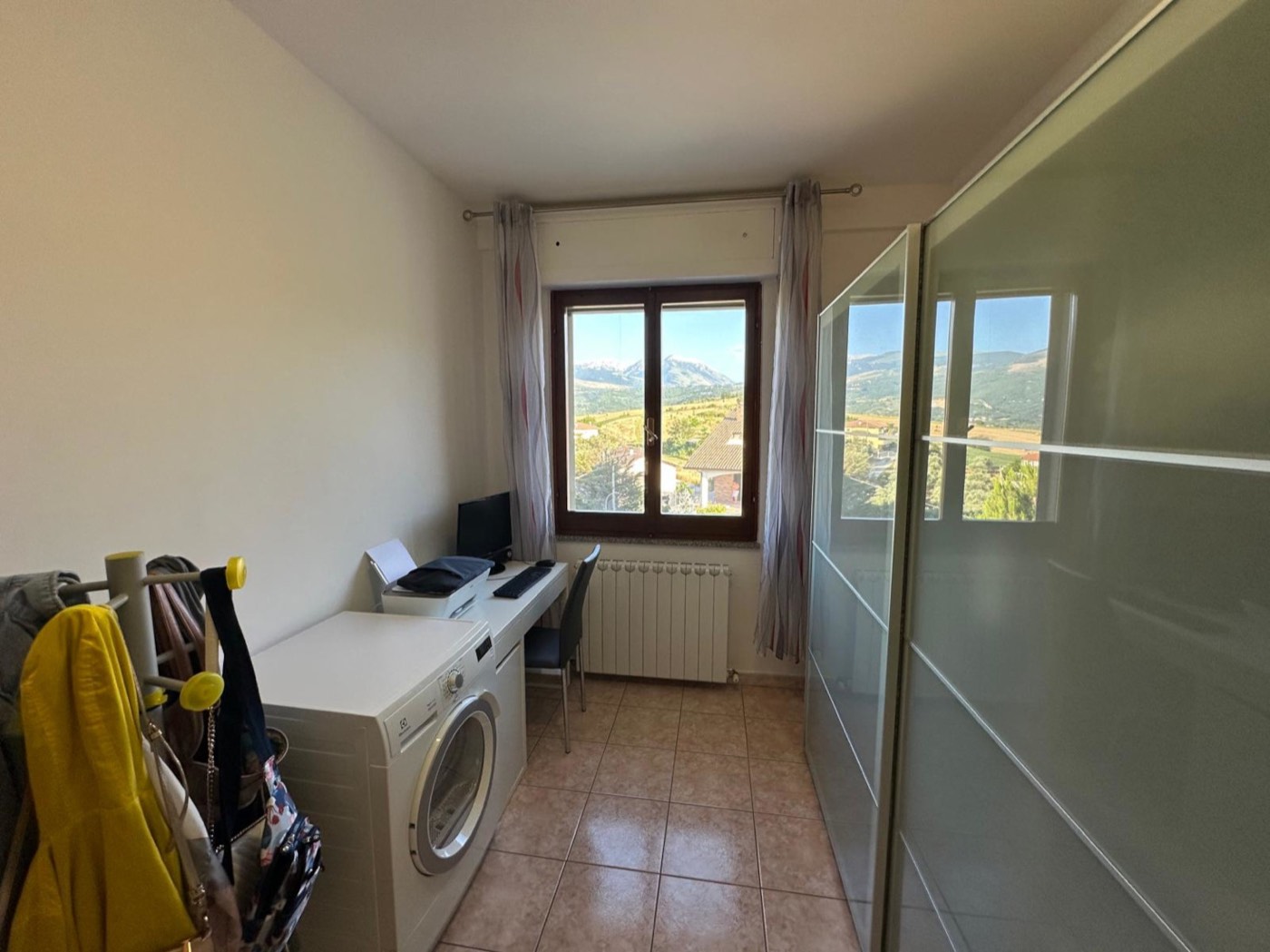 Study and storage space — 1343