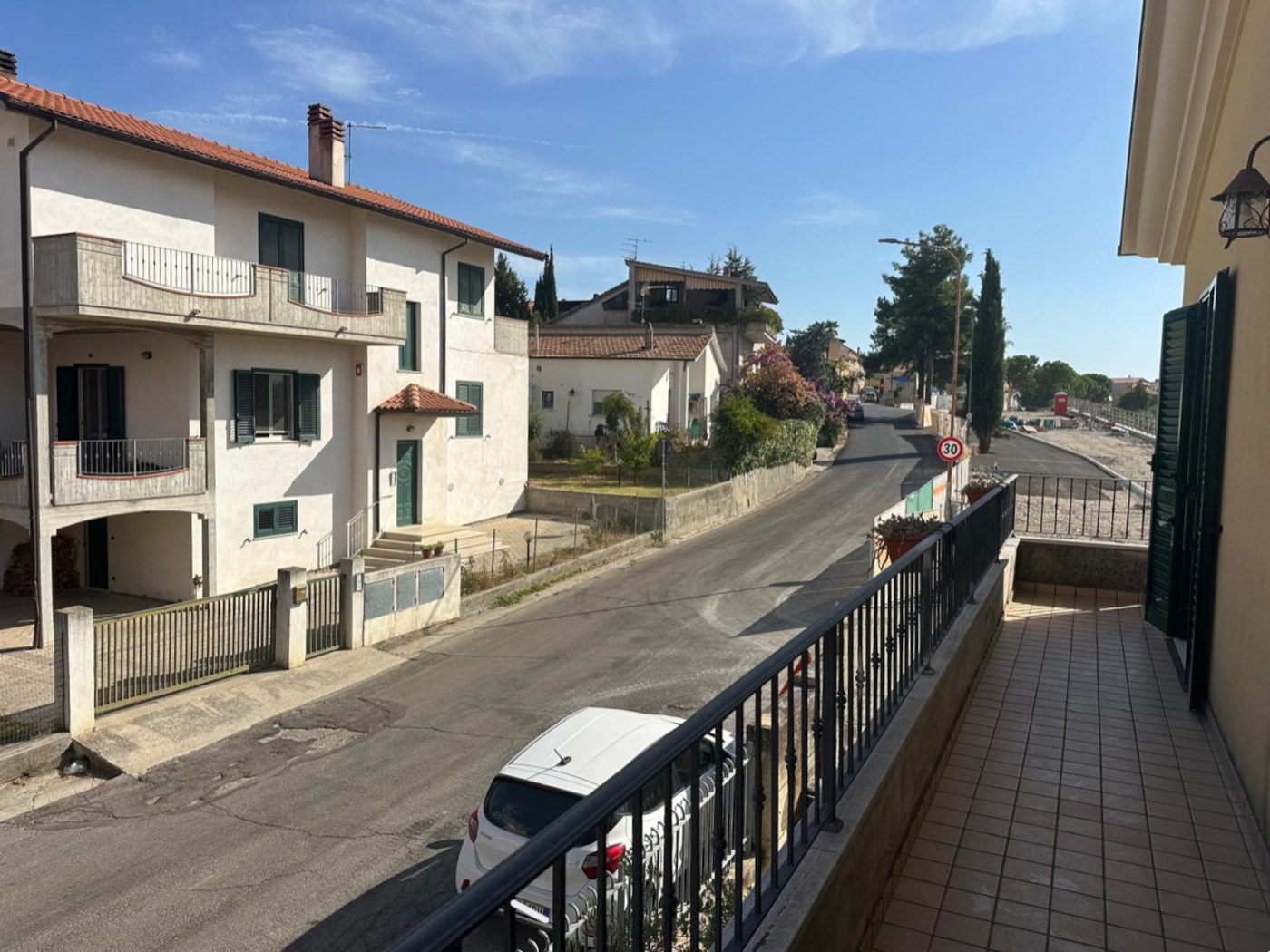 Street view from a balcony — 1344